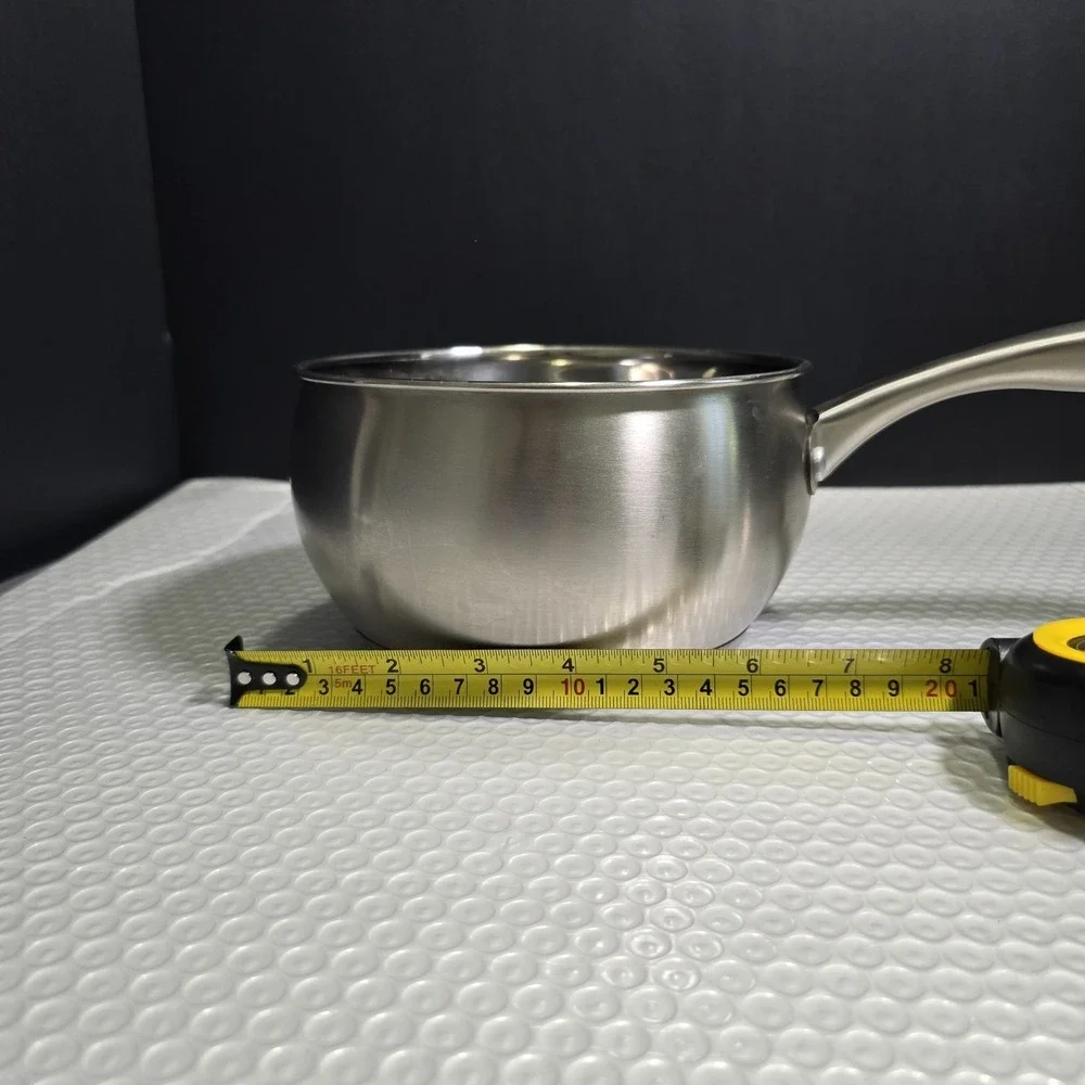 Nueva XX Brand 1.5 Quart Stainless Steel Pan With Glass Lid